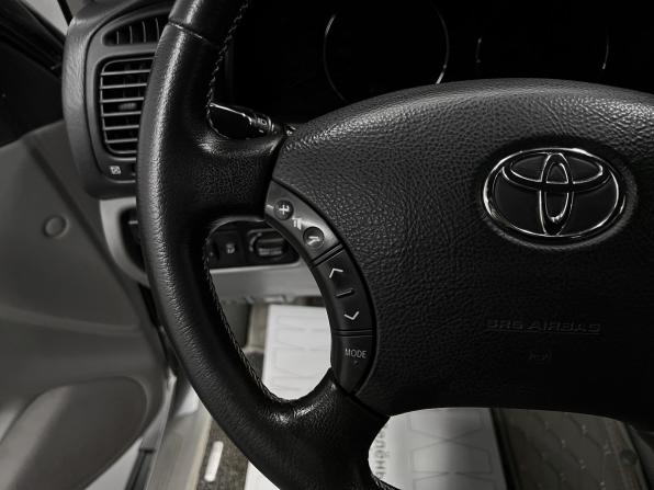 Toyota Land Cruiser 100 Series Рестайлинг 2 с пробегом 2005 года, цена 2 490 000 рублей, 351423 км, внедорожник, Автокод Объявления