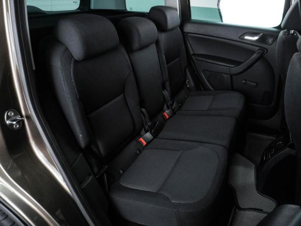 Skoda Yeti I Рестайлинг с пробегом 2014 года, цена 1 249 000 рублей, 92292 км, внедорожник, Автокод Объявления
