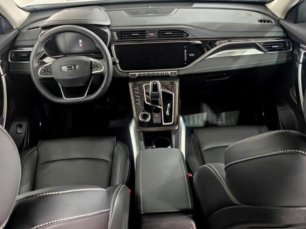 Geely Atlas Pro с пробегом 2024 года, цена 2 400 000 рублей, 4296 км, внедорожник, Автокод Объявления