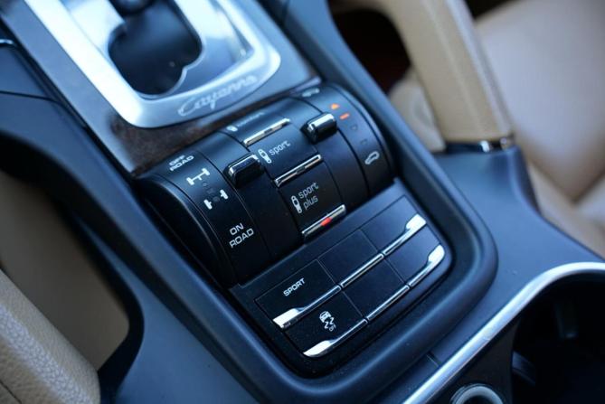 Porsche Cayenne II Рестайлинг (958) с пробегом 2016 года, цена 4 450 000 рублей, 111000 км, внедорожник, Автокод Объявления