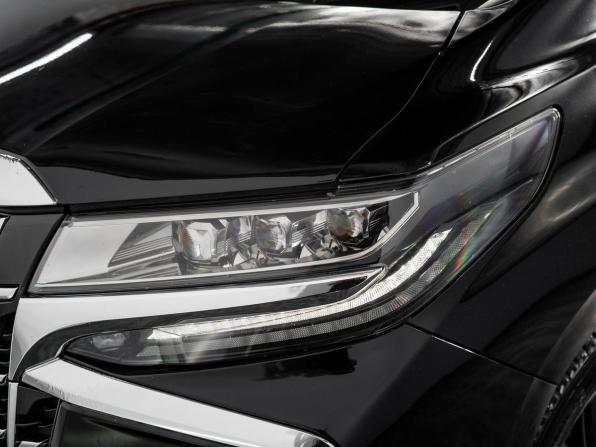 Toyota Alphard III Рестайлинг с пробегом 2018 года, цена 3 885 000 рублей, 213269 км, минивэн, Автокод Объявления