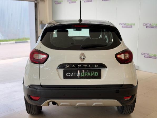 Renault Kaptur I Рестайлинг с пробегом 2021 года, цена 1 100 000 рублей, 177113 км, внедорожник, Автокод Объявления
