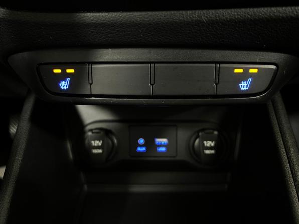 Hyundai Solaris II с пробегом 2018 года, цена 1 091 000 рублей, 214953 км, седан, Автокод Объявления