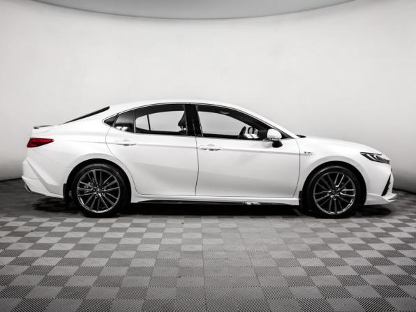 Toyota Camry IX (XV80) China Market с пробегом 2024 года, цена 4 998 000 рублей, 2000 км, седан, Автокод Объявления