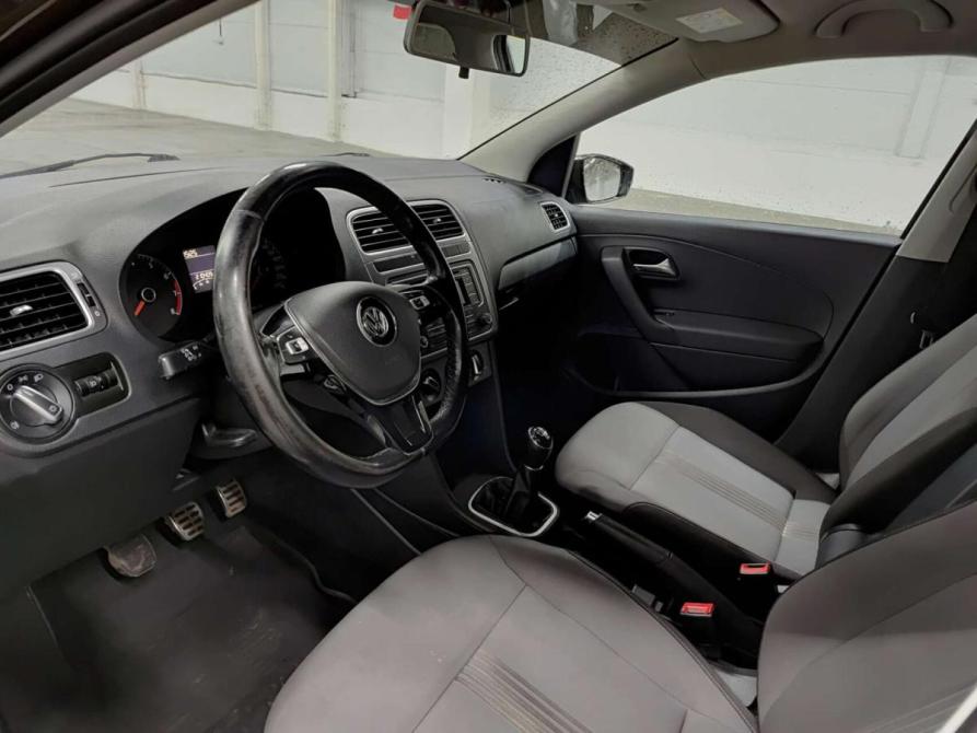 Volkswagen Polo V Рестайлинг Казань  - изображение 20