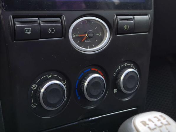 Lada (ВАЗ) Priora I с пробегом 2011 года, цена 269 000 рублей, 263700 км, седан, Автокод Объявления
