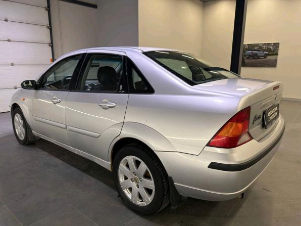 Ford Focus I Рестайлинг с пробегом 2005 года, цена 229 000 рублей, 199828 км, седан, Автокод Объявления