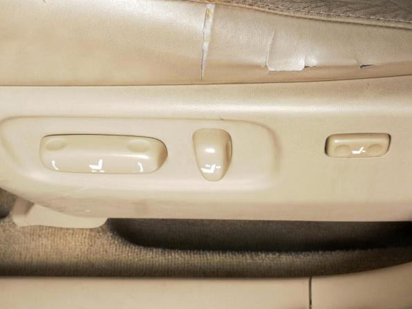 Toyota Highlander I (XU20) Рестайлинг с пробегом 2004 года, цена 979 000 рублей, 156382 км, внедорожник, Автокод Объявления