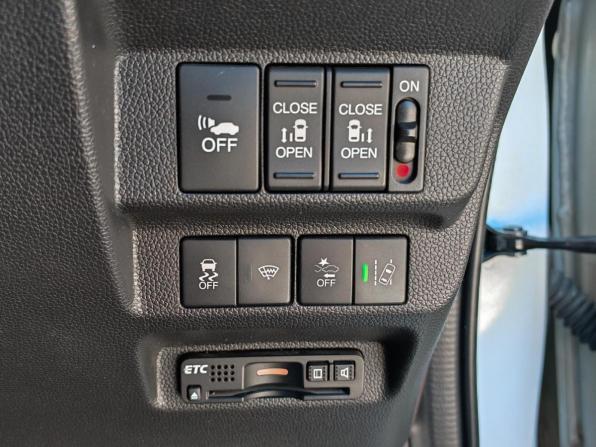 Honda Freed II Рестайлинг с пробегом 2019 года, цена 1 915 000 рублей, 67986 км, компактвэн, Автокод Объявления