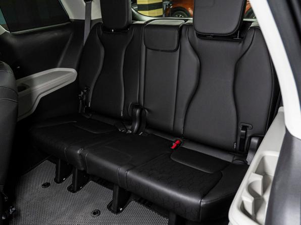 Kia Carnival IV с пробегом 2023 года, цена 4 400 000 рублей, 7547 км, минивэн, Автокод Объявления