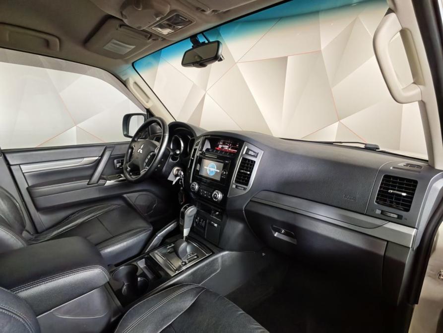 Mitsubishi Pajero IV Рестайлинг 2 Москва  - изображение 12