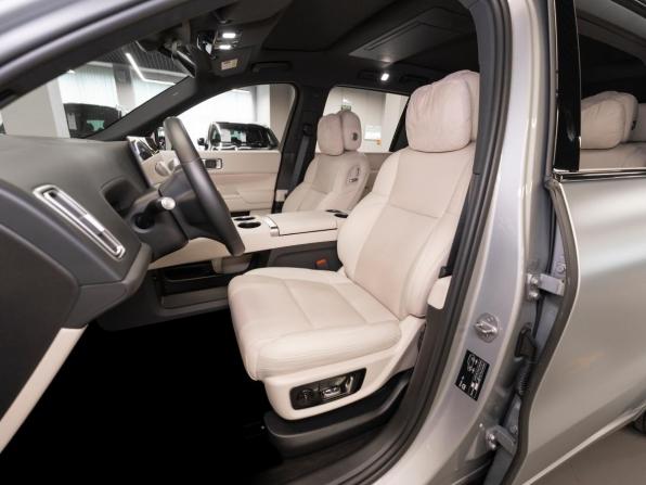 Li Auto (Lixiang) L9 I с пробегом 2023 года, цена 6 490 000 рублей, 38020 км, внедорожник, Автокод Объявления