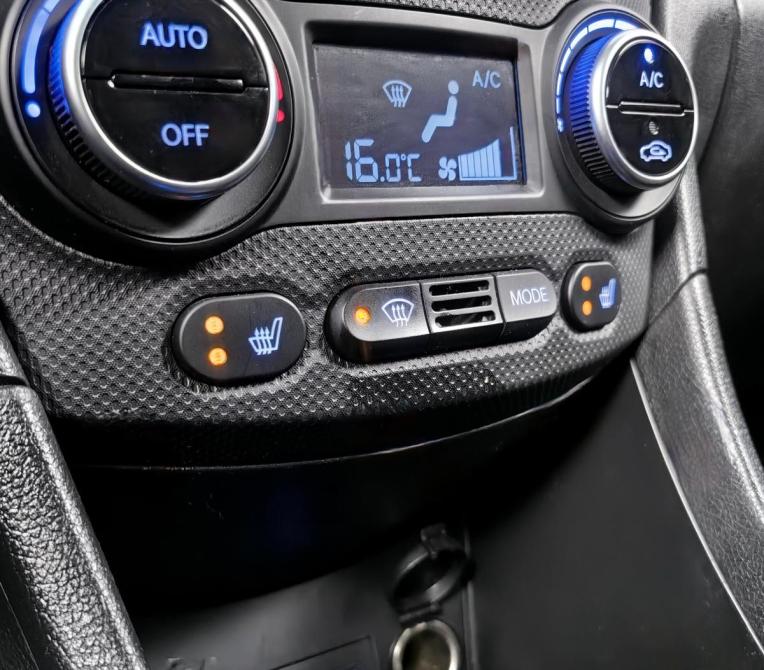 Hyundai Solaris I Рестайлинг Москва  - изображение 22