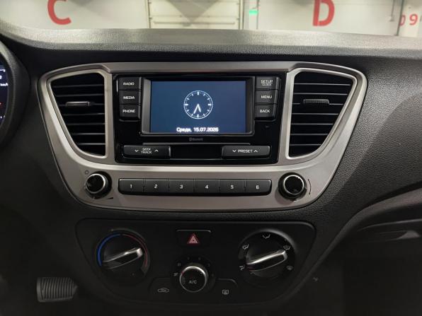 Hyundai Solaris II Рестайлинг с пробегом 2021 года, цена 1 410 000 рублей, 62639 км, седан, Автокод Объявления