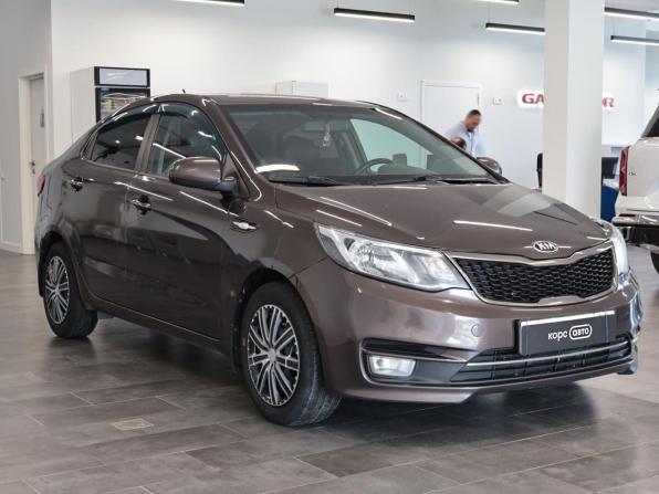 Kia Rio III Рестайлинг с пробегом 2017 года, цена 1 035 000 рублей, 159800 км, седан, Автокод Объявления