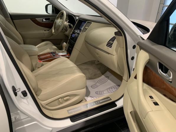 Infiniti QX70 с пробегом 2015 года, цена 1 799 000 рублей, 117502 км, внедорожник, Автокод Объявления