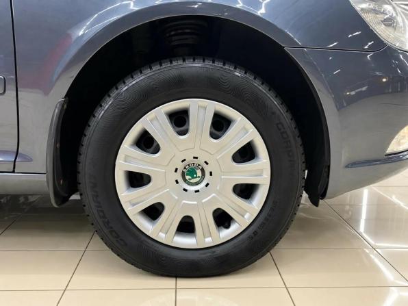 Skoda Octavia II (A5) Рестайлинг с пробегом 2013 года, цена 830 000 рублей, 160775 км, лифтбек, Автокод Объявления
