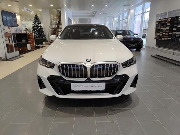 BMW 5 серии VIII (G60/G61/G68) с пробегом 2025 года, цена 8 350 000 рублей, 20 км, седан, Автокод Объявления