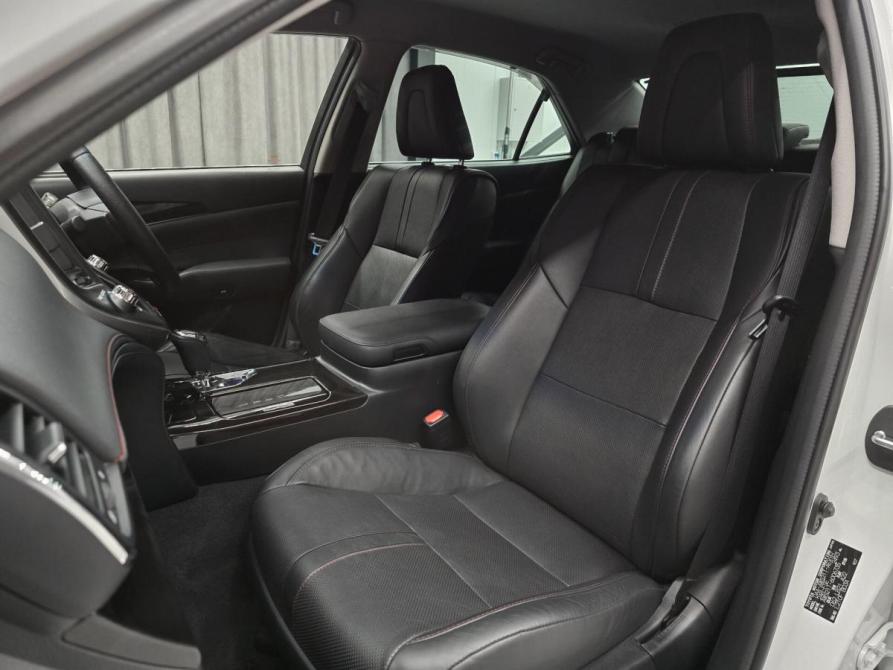 Toyota Crown XIV (S210) Рестайлинг Красноярск  - изображение 14