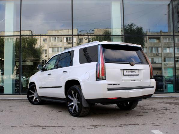 Cadillac Escalade IV с пробегом 2016 года, цена 3 695 000 рублей, 112162 км, внедорожник, Автокод Объявления