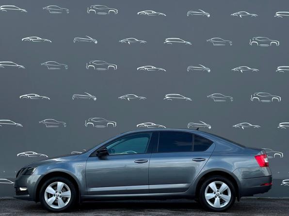 Skoda Octavia III (A7) Рестайлинг с пробегом 2019 года, цена 1 658 900 рублей, 141554 км, лифтбек, Автокод Объявления