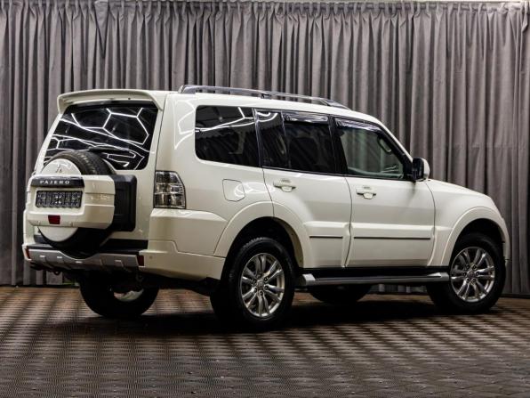 Mitsubishi Pajero IV Рестайлинг 1 с пробегом 2013 года, цена 1 995 000 рублей, 177311 км, внедорожник, Автокод Объявления