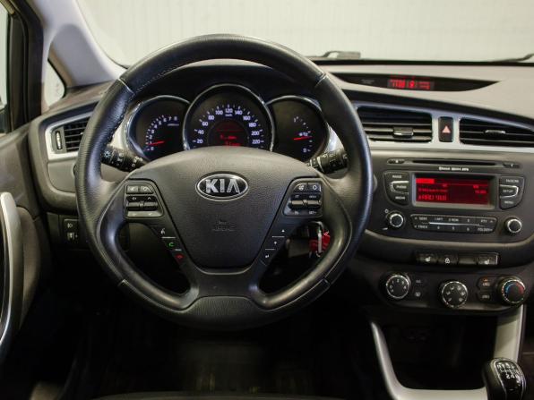 Kia Ceed II с пробегом 2012 года, цена 899 000 рублей, 198904 км, хэтчбек, Автокод Объявления