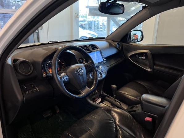 Toyota RAV4 III (XA30) Рестайлинг с пробегом 2010 года, цена 1 365 000 рублей, 181353 км, внедорожник, Автокод Объявления