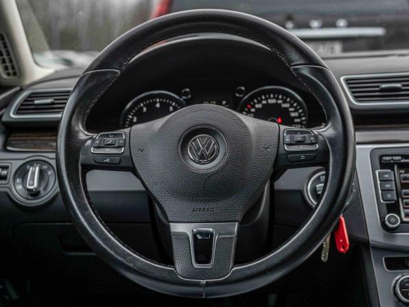 Volkswagen Passat CC I Рестайлинг с пробегом 2013 года, цена 1 138 000 рублей, 227585 км, седан, Автокод Объявления