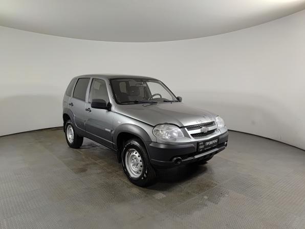 Chevrolet Niva I Рестайлинг с пробегом 2015 года, цена 575 000 рублей, 132907 км, внедорожник, Автокод Объявления