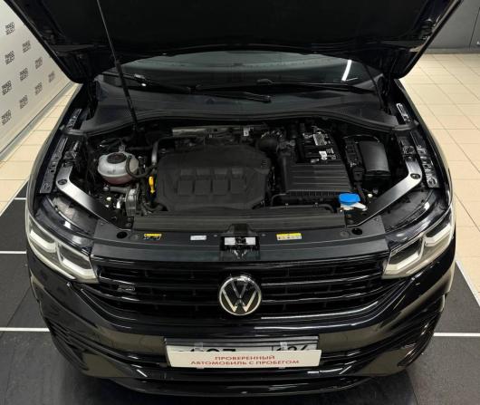 Volkswagen Tiguan II Рестайлинг с пробегом 2021 года, цена 4 245 000 рублей, 36976 км, внедорожник, Автокод Объявления