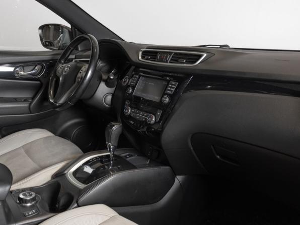Nissan Qashqai II с пробегом 2016 года, цена 1 548 658 рублей, 207981 км, внедорожник, Автокод Объявления