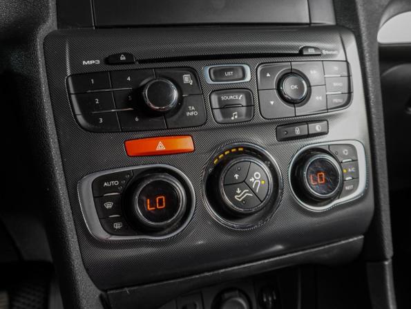 Citroen C4 II с пробегом 2015 года, цена 899 000 рублей, 95277 км, седан, Автокод Объявления