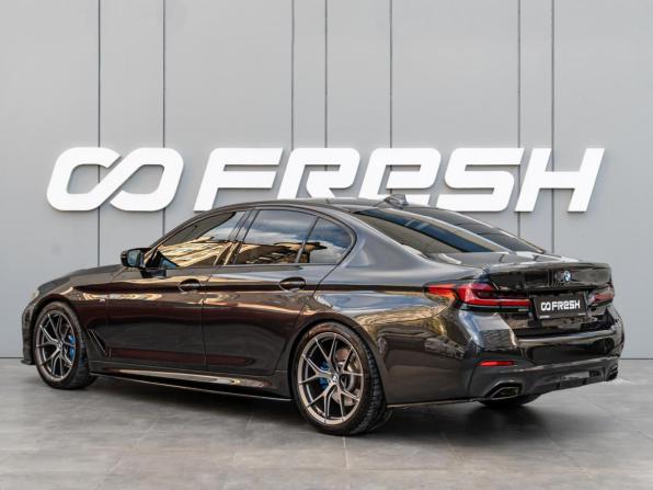 BMW 5 серии VII (G30/G31/G38) Рестайлинг с пробегом 2023 года, цена 6 050 000 рублей, 117833 км, седан, Автокод Объявления