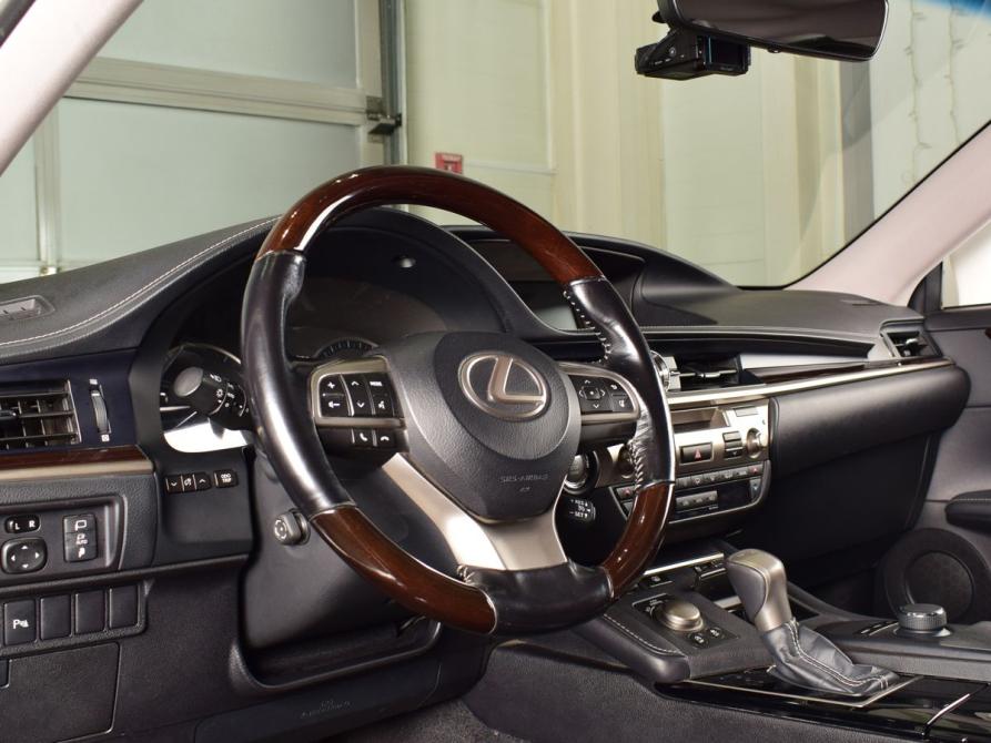 Lexus ES VI Рестайлинг Кемерово  - изображение 9