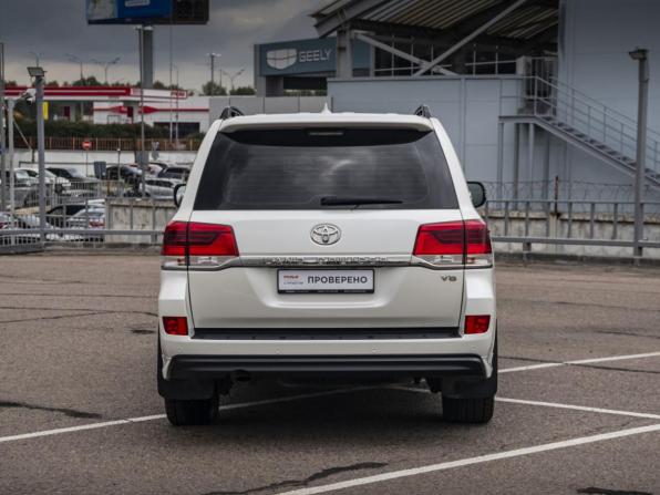 Toyota Land Cruiser 200 Series Рестайлинг 2 с пробегом 2017 года, цена 8 108 000 рублей, 83806 км, внедорожник, Автокод Объявления