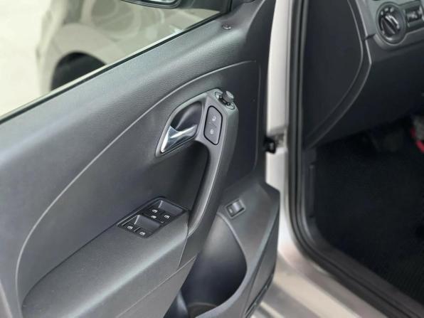Volkswagen Polo V Рестайлинг с пробегом 2018 года, цена 1 295 000 рублей, 157896 км, седан, Автокод Объявления