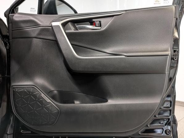 Toyota RAV4 V (XA50) с пробегом 2021 года, цена 3 700 000 рублей, 72310 км, внедорожник, Автокод Объявления