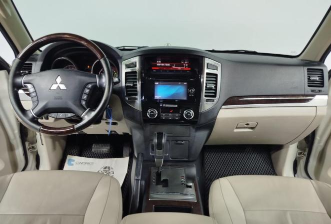 Mitsubishi Pajero IV Рестайлинг 2 с пробегом 2021 года, цена 3 070 000 рублей, 125161 км, внедорожник, Автокод Объявления