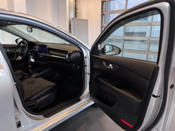 Kia Cerato IV с пробегом 2020 года, цена 1 875 000 рублей, 75322 км, седан, Автокод Объявления
