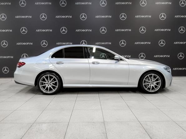 Mercedes-Benz E-Класс V (W213 S213 C238) Рестайлинг с пробегом 2022 года, цена 5 345 000 рублей, 63283 км, седан, Автокод Объявления