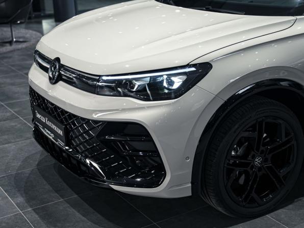 Volkswagen Tiguan III (China Market) с пробегом 2026 года, цена 5 050 000 рублей, 100 км, внедорожник, Автокод Объявления
