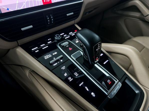 Porsche Cayenne III с пробегом 2018 года, цена 4 950 000 рублей, 144000 км, внедорожник, Автокод Объявления