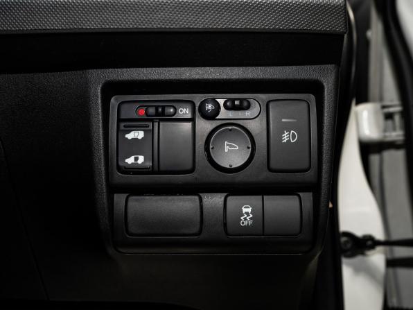 Honda Freed I Рестайлинг с пробегом 2012 года, цена 1 015 000 рублей, 178600 км, компактвэн, Автокод Объявления
