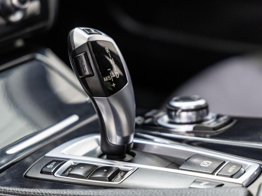 BMW 5 серии VI (F10/F11/F07) Рестайлинг Волгоград  - изображение 32