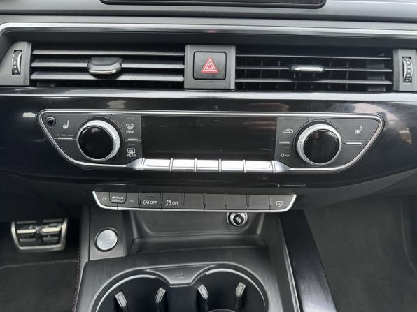 Audi A4 V (B9) с пробегом 2018 года, цена 2 015 000 рублей, 178000 км, универсал, Автокод Объявления