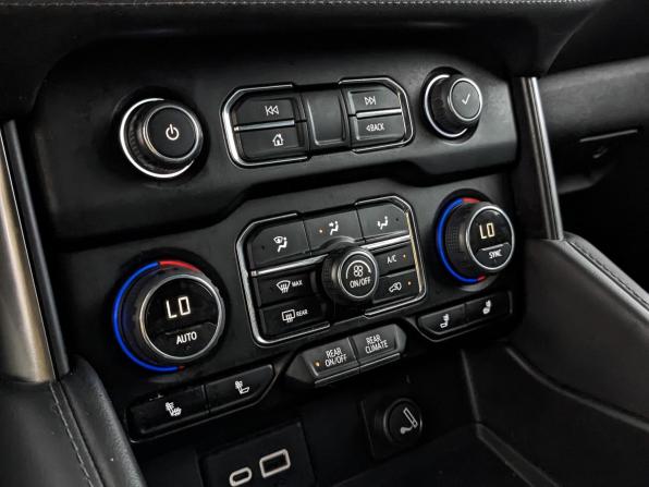 Chevrolet Tahoe V с пробегом 2021 года, цена 6 990 000 рублей, 129189 км, внедорожник, Автокод Объявления