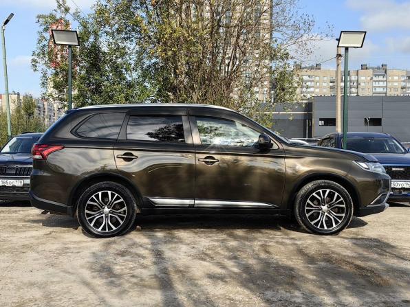 Mitsubishi Outlander III Рестайлинг 2 с пробегом 2016 года, цена 1 459 000 рублей, 173000 км, внедорожник, Автокод Объявления