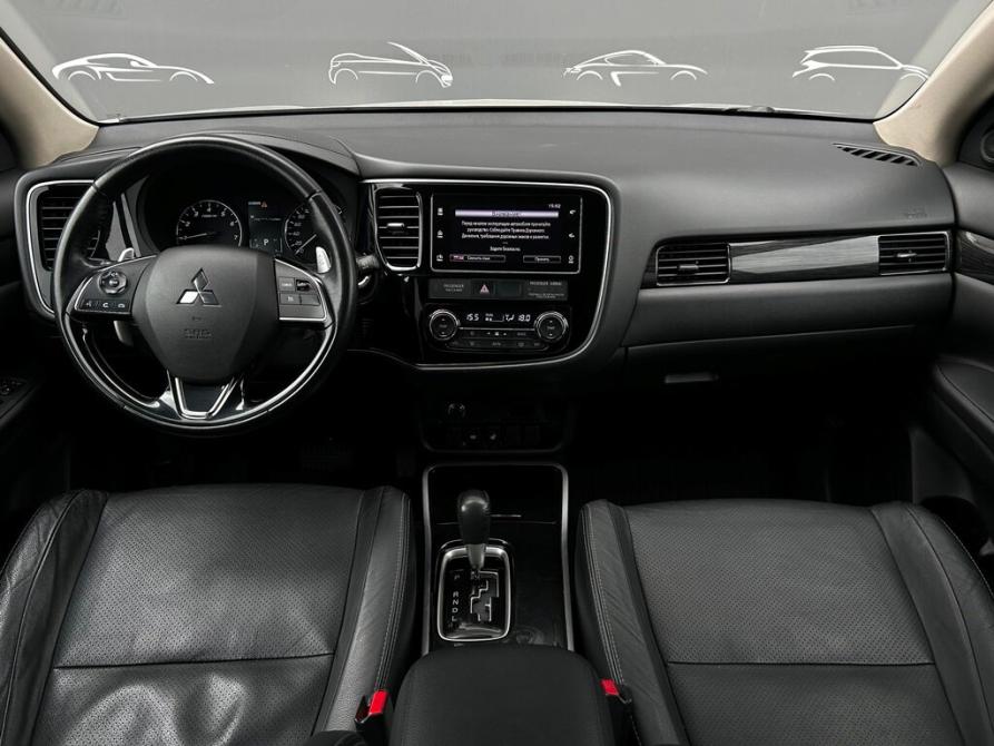 Mitsubishi Outlander III Рестайлинг 2 Санкт-Петербург  - изображение 7