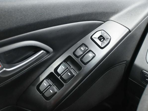 Hyundai ix35 I Рестайлинг с пробегом 2014 года, цена 1 569 900 рублей, 143207 км, внедорожник, Автокод Объявления